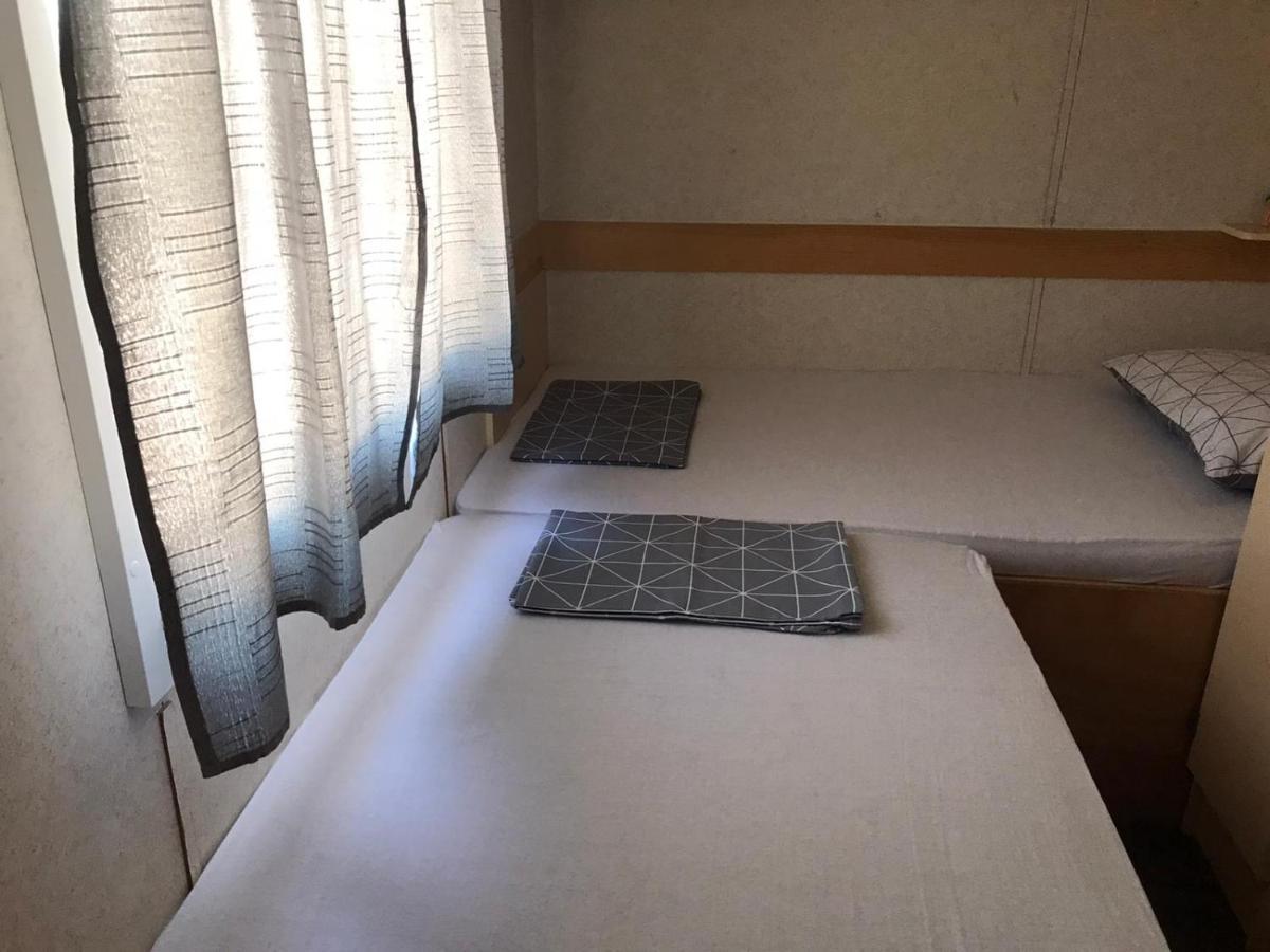 Mobile Home Tomic ทิสโน ภายนอก รูปภาพ